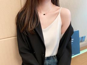 醋酸绸缎吊带背心女内搭夏季设计感小众无袖薄款上衣外穿潮打底衫_婷婷家实拍女装店_女装/女士精品