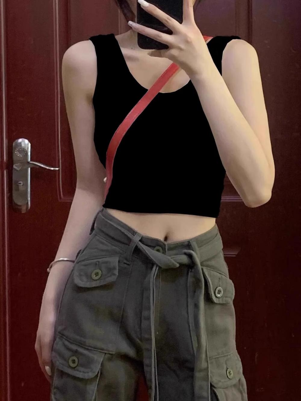 【夏季必备】百搭小背心 黑色小背心西装内搭打底无袖吊带女夏外穿ins潮露脐辣妹短款上衣_MOON 青春衣然_女装/女士精品 女装_女士精品