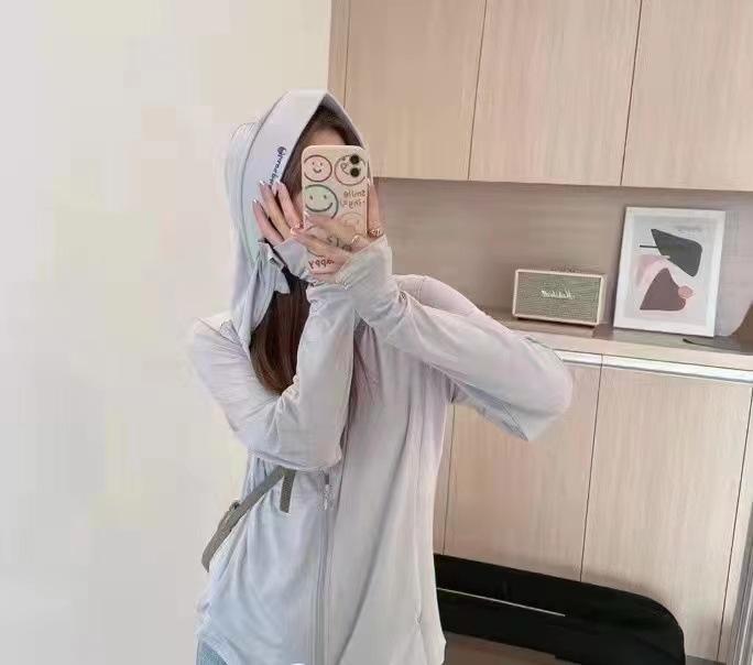 【冠.军】高倍冰丝防晒衣全尺码统一价 【男女同款】品牌防晒衣夏季冰丝薄款旅游上衣潮牌带帽子衣服_Fayee 费依印象店_女装/女士精品 女装_女士精品